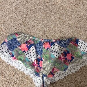 EUC Victoria’s Secret cheeky floral/lace shorts LARGE